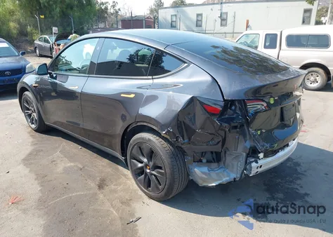 2024 Tesla Model Y Long Range Dual Motor All-Wheel Drive/Rwd из США, поврежденный, VIN 7SAYGDED3RF180013